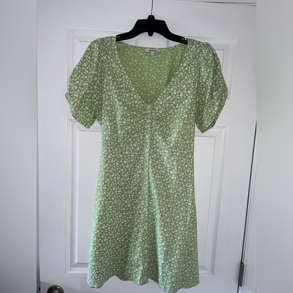 Light green dress, design: flowers